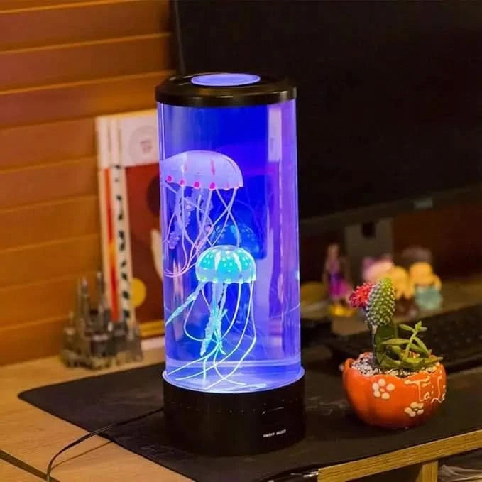 LED-manetlampe med simulert manet og fargeskiftende lys