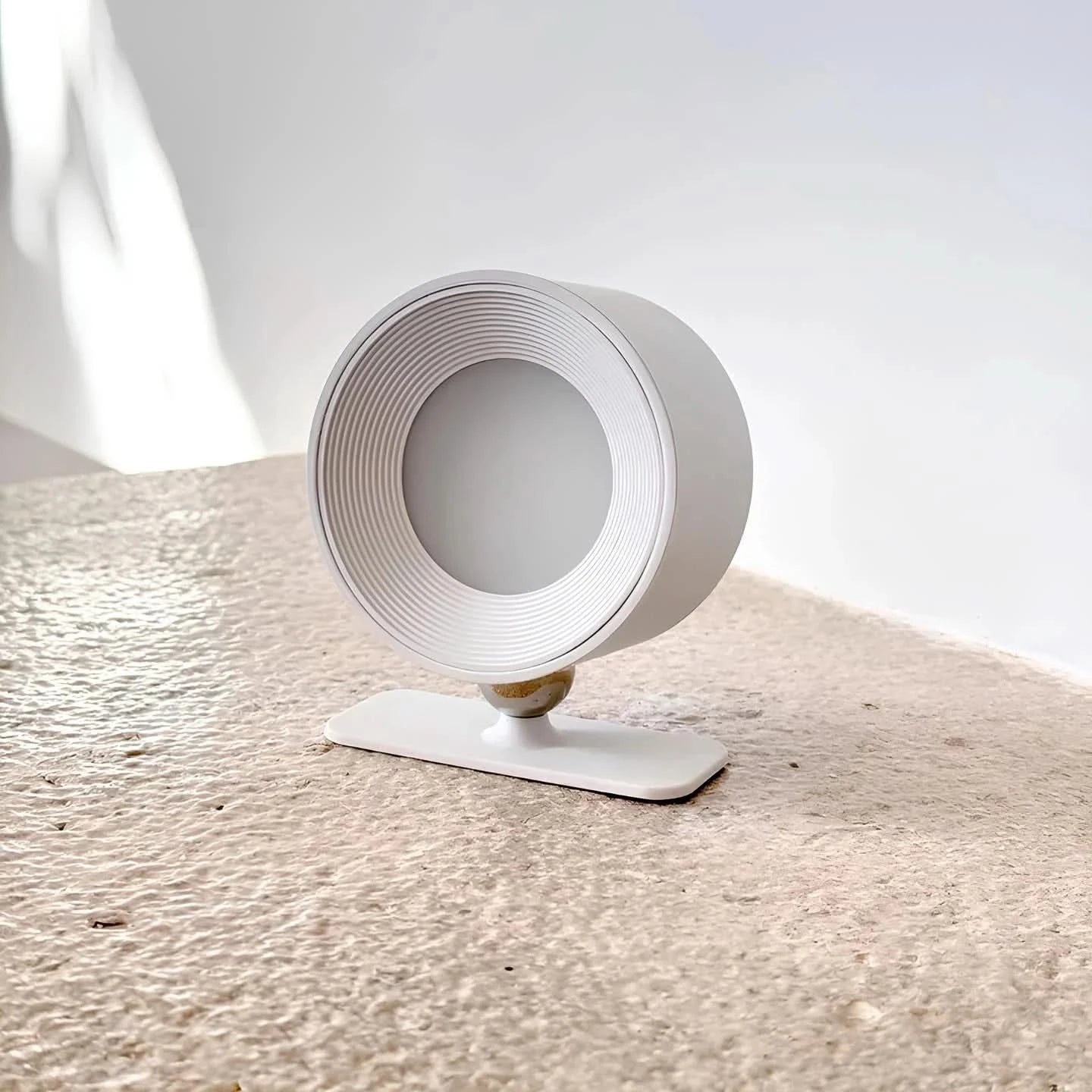Trådløs LED-vegglampe – 360° roterbar og dimbar lyskilde