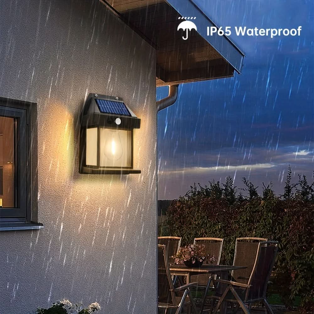 Solcellsdriven vägglampa med rörelsesensor - Varuhuset24